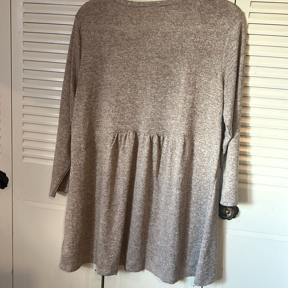 Cactus + Pearl 3/4 Sleeve Sheep‎ Shirt, size Large Brown - Picture 7 of 7